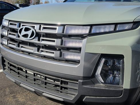 Used 2025 Hyundai Santa Cruz SEL image 9