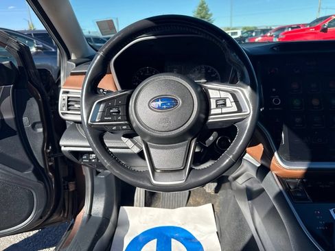 Used 2020 Subaru Outback Touring XT AWD/4WD image 11