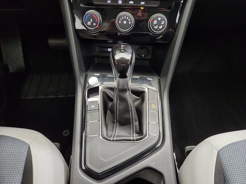 Certified 2025 Volkswagen Taos S image 19