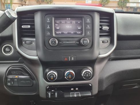 Used 2020 RAM 2500 Big Horn AWD/4WD image 26