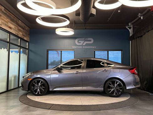 Used 2021 Honda Civic Sport image 6