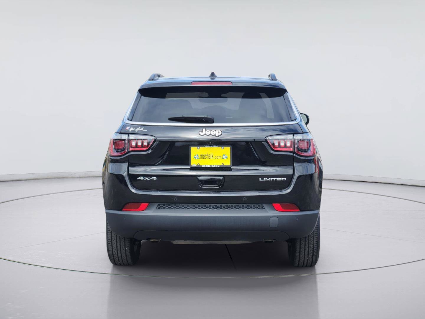Used 2025 Jeep Compass Limited AWD/4WD image 6