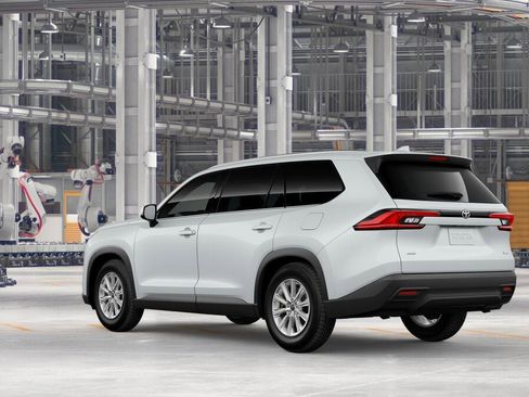 New 2026 Toyota Grand Highlander XLE image 6
