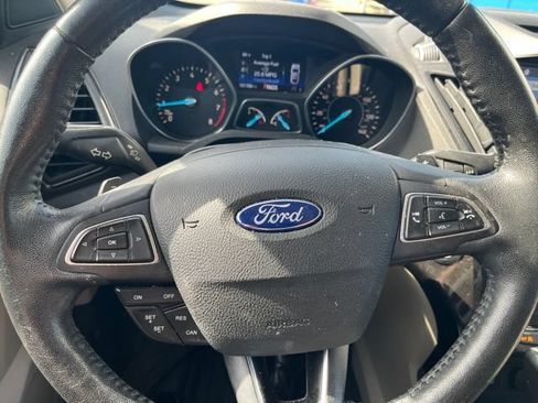 Used 2017 Ford Escape Titanium FWD image 13