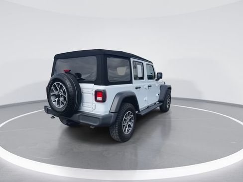 Used 2024 Jeep Wrangler Unlimited Sport AWD/4WD image 8