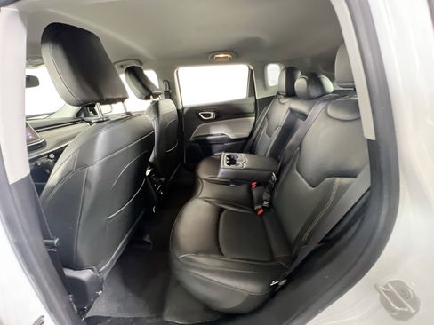 Used 2022 Jeep Compass Limited image 23