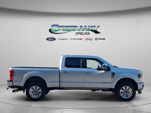 Used 2017 Ford F350 Platinum w/ Platinum Ultimate Package AWD/4WD image 8