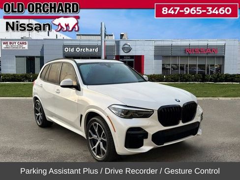 Used 2022 BMW X5 M50i w/ Premium Package image 5