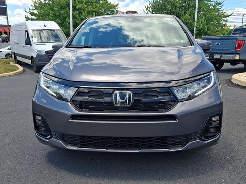 Certified 2026 Honda Odyssey Elite image 3