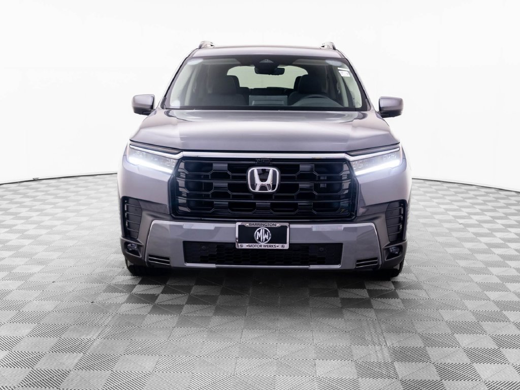 New 2026 Honda Pilot Touring image 9