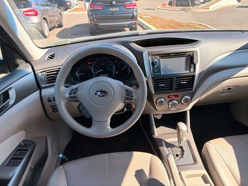 Used 2013 Subaru Forester 2.5X Limited AWD/4WD image 5