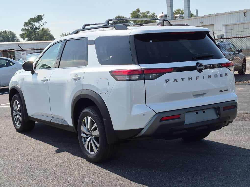 New 2026 Nissan Pathfinder SL AWD/4WD image 4