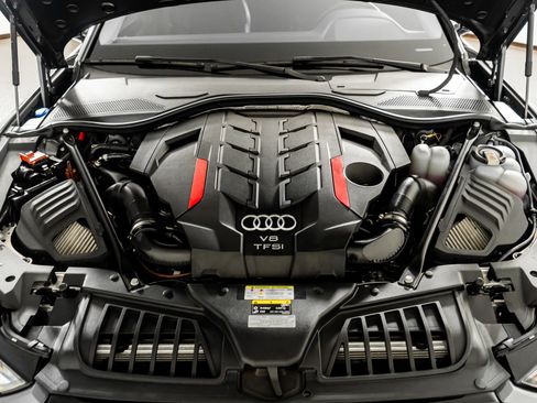 Used 2022 Audi S8 4.0T w/ S8 Executive Package image 58