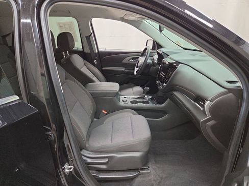 Used 2020 Chevrolet Traverse LS AWD/4WD image 12