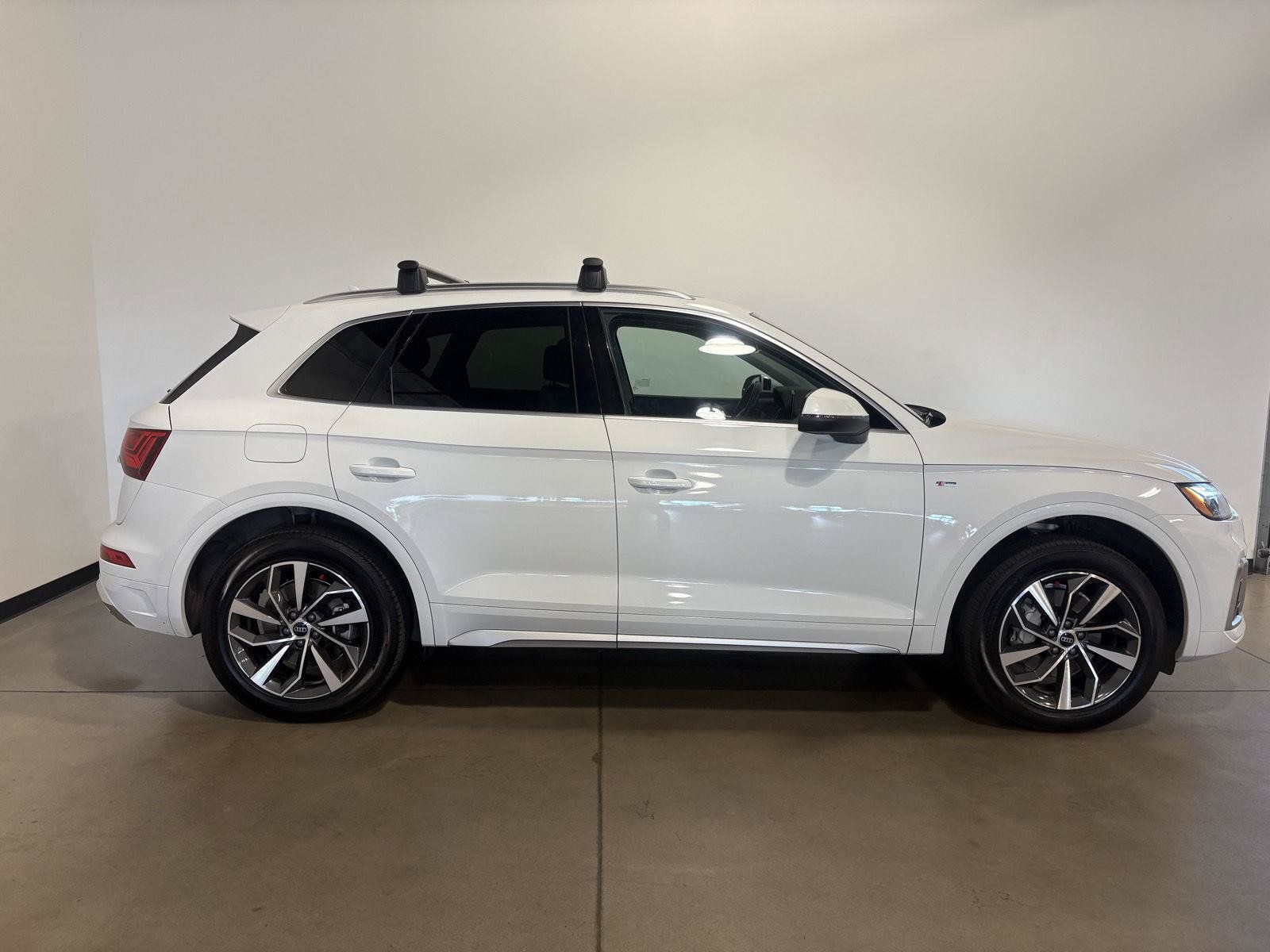 Used 2023 Audi Q5 2.0T Premium Plus AWD/4WD image 2
