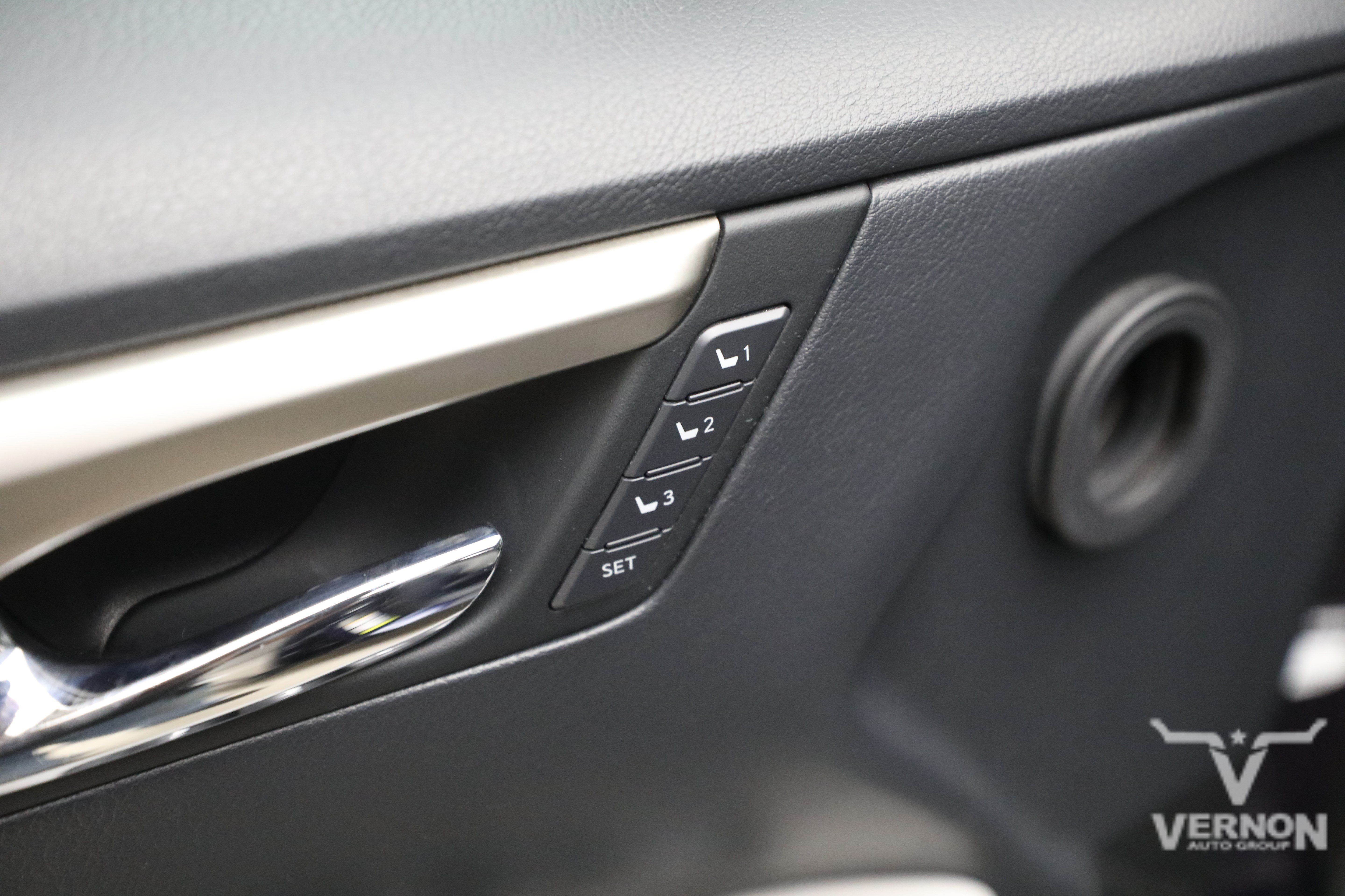 Used 2018 Lexus RX 350 FWD w/ Premium Package image 19
