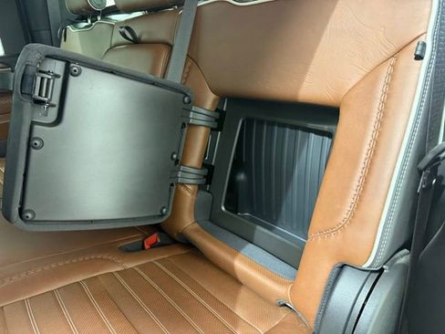 Certified 2024 GMC Sierra 2500 Denali Ultimate image 25