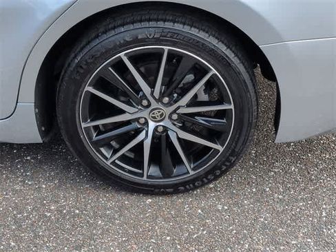 Used 2024 Toyota Camry SE image 14