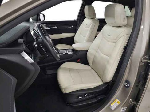 Certified 2023 Cadillac XT5 Sportv w/ Technology Package AWD/4WD image 20