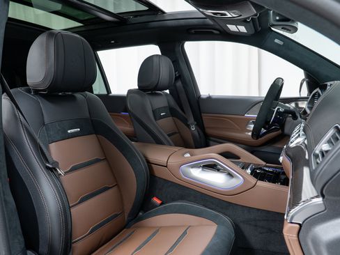 New 2026 Mercedes-Benz GLS 63 AMG 4MATIC image 24