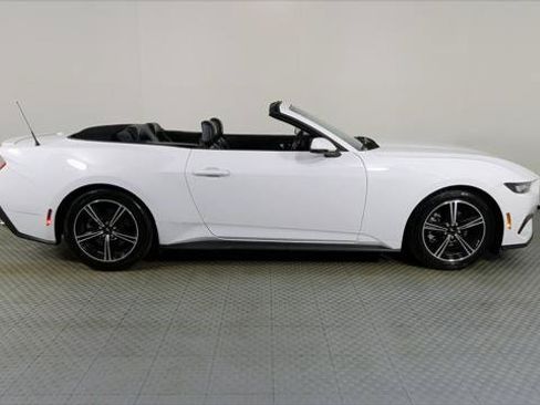 Used 2024 Ford Mustang Premium RWD image 8