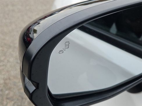 Certified 2023 Honda HR-V Sport image 8