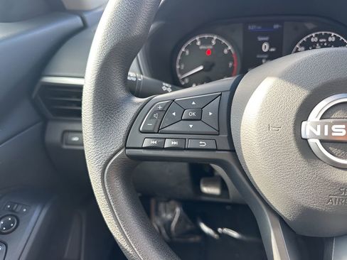 Used 2024 Nissan Altima 2.5 S image 13