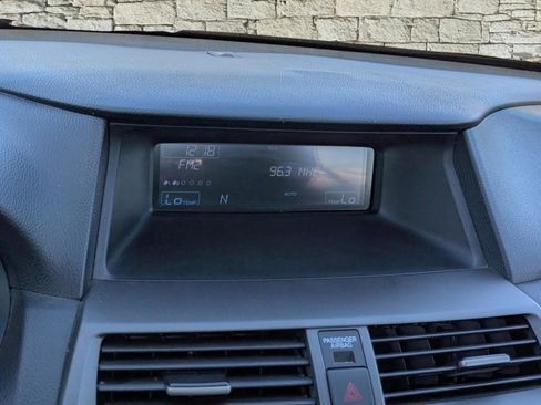 Used 2011 Honda Accord EX-L image 21