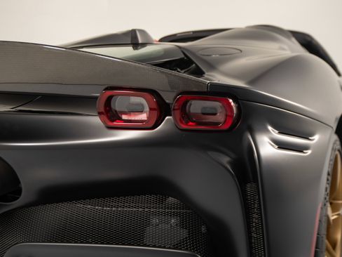 Certified 2024 Ferrari SF90 Spider AWD/4WD image 15