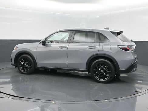 Used 2025 Honda HR-V Sport image 4