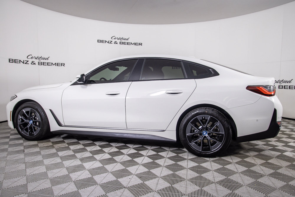 Used 2023 BMW i4 eDrive35 RWD image 11