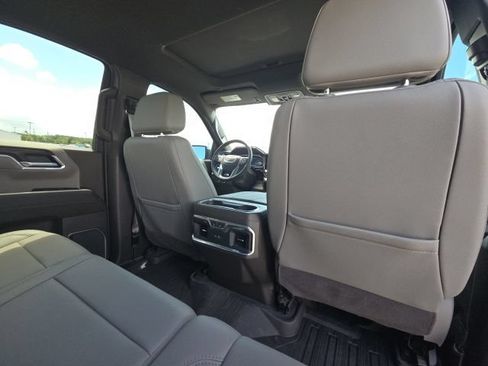 Used 2023 GMC Sierra 1500 SLT w/ SLT Premium Package AWD/4WD image 19