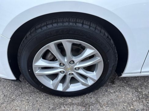 Used 2020 Chevrolet Malibu LS w/ LPO, Convenience Package 1 image 18