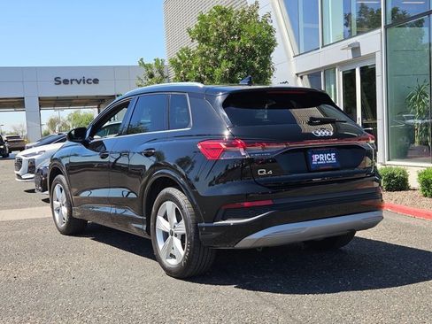 Used 2022 Audi Q4 e-tron Prestige AWD/4WD image 9