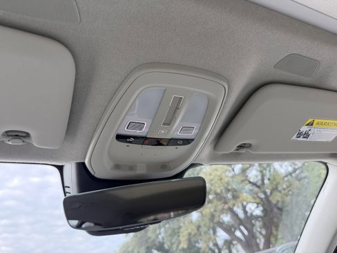 New 2026 Volvo XC40 B5 Plus w/ Protection Package Premier image 15