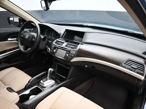 Used 2015 Honda Crosstour EX-L image 45