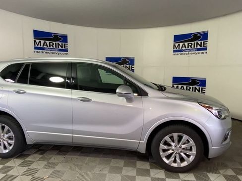 Used 2018 Buick Envision Essence AWD/4WD image 3