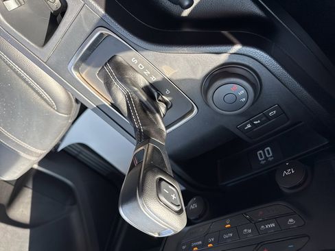 Used 2022 Ford Ranger Lariat w/ Equipment Group 501A High image 19