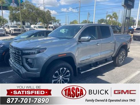 Used 2023 GMC Canyon Denali AWD/4WD image 1