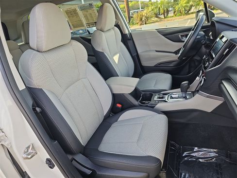 Used 2023 Subaru Forester Premium image 10