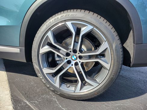 New 2026 BMW X5 sDrive40i image 5