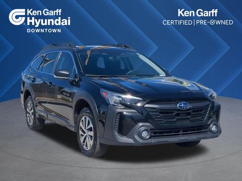 Used 2023 Subaru Outback 2.5i image 1