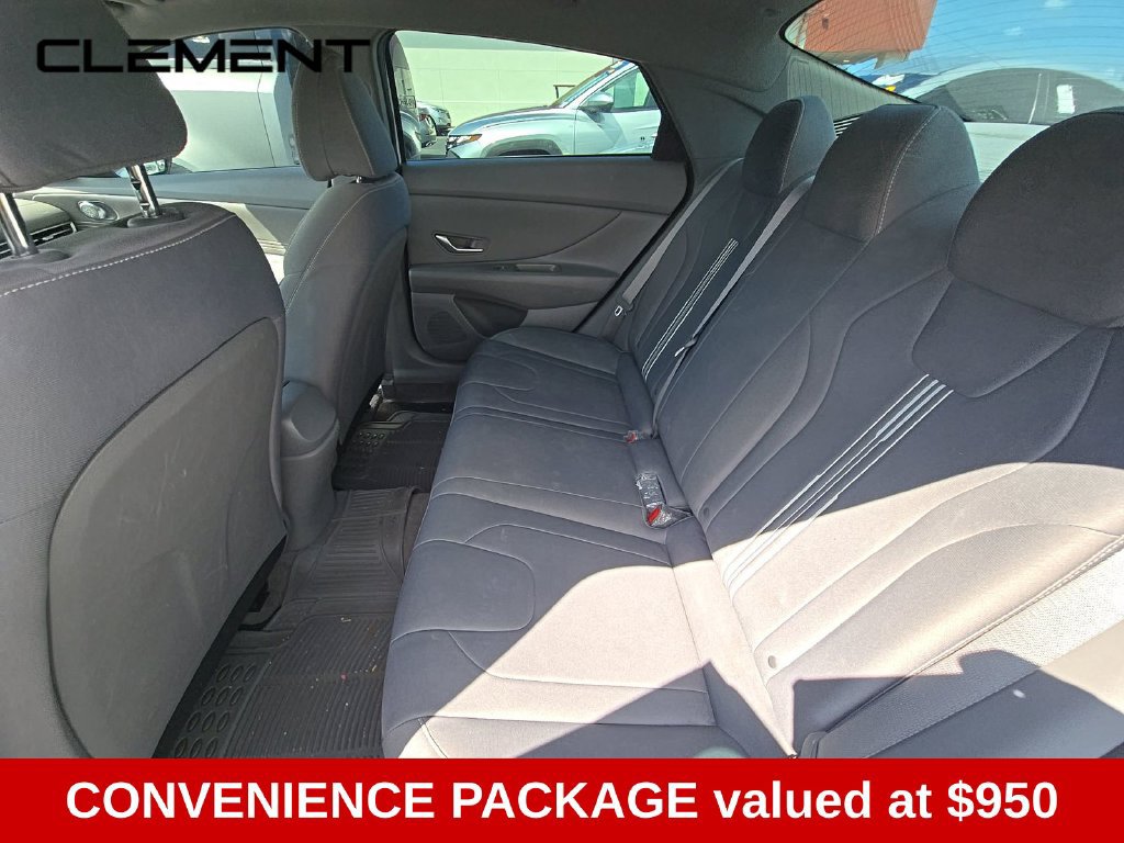 Used 2021 Hyundai Elantra SEL w/ Convenience Package FWD image 4