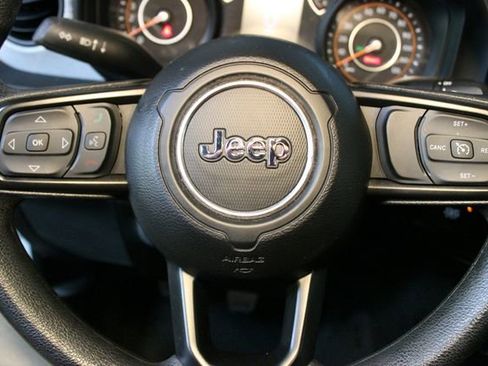 Used 2024 Jeep Wrangler Sport AWD/4WD image 16
