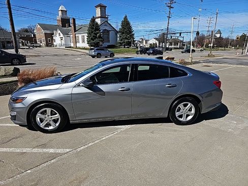 Used 2023 Chevrolet Malibu LS image 9