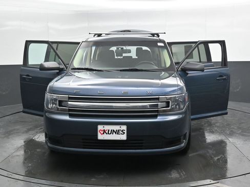 Used 2016 Ford Flex SE image 43