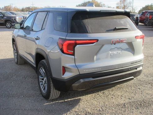 New 2026 GMC Terrain Elevation FWD image 7
