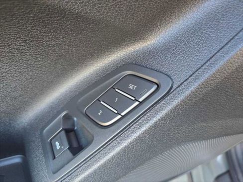 New 2025 Audi Q3 2.0T Premium image 24