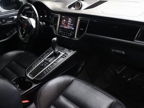 Used 2018 Porsche Macan GTS w/ Premium Package Plus image 13