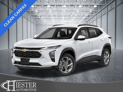 Used 2025 Chevrolet Trax LS FWD image 1